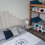 à Pied - Grand Lumineux - Ménage Et Linge Non Compris *